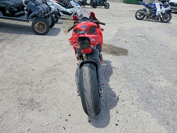 2025 DUCATI PANIGALE