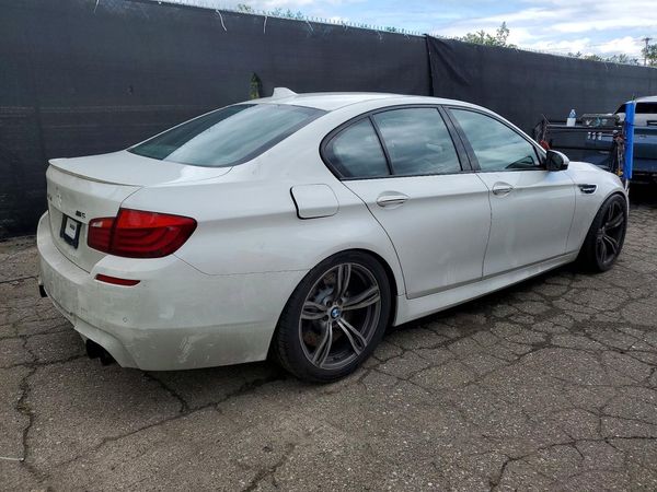 2013 BMW M5
