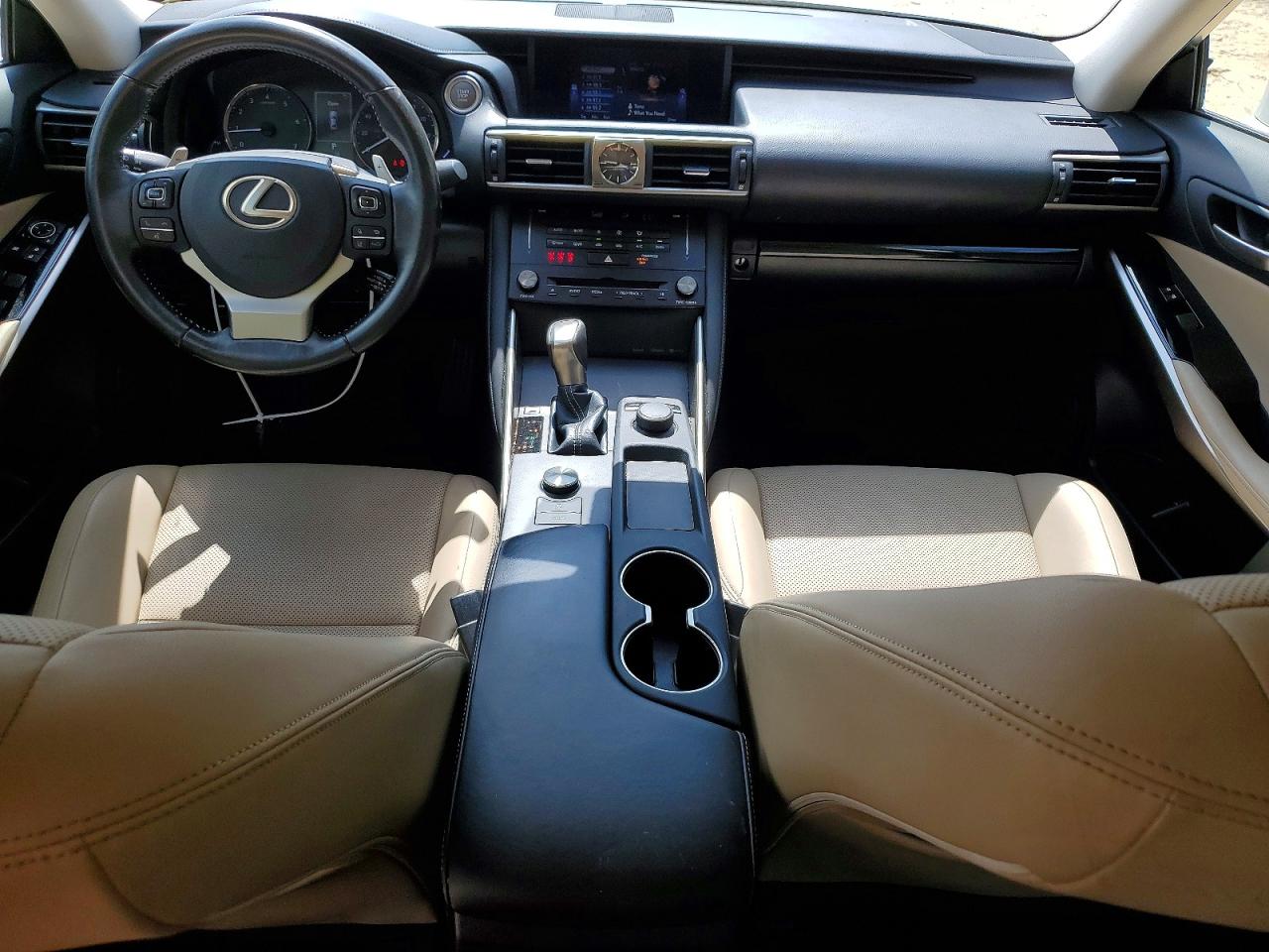 2018 LEXUS IS 300