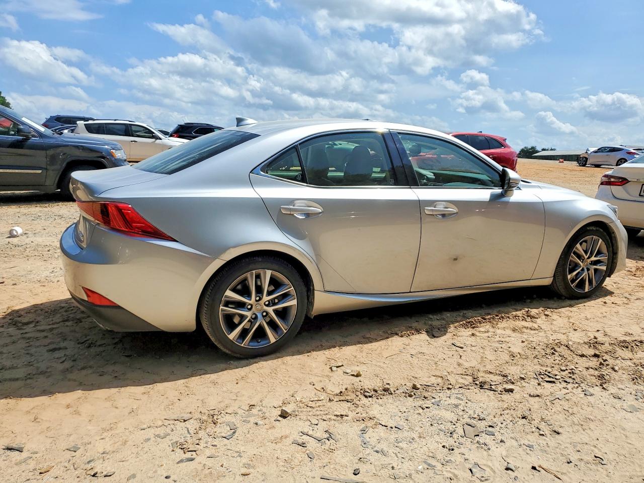 2018 LEXUS IS 300