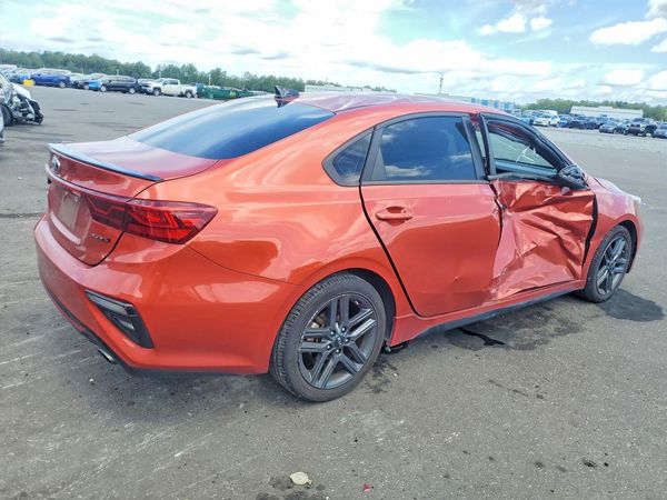 2021 KIA FORTE GT Line