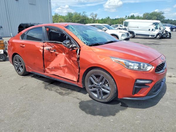 2021 KIA FORTE GT Line