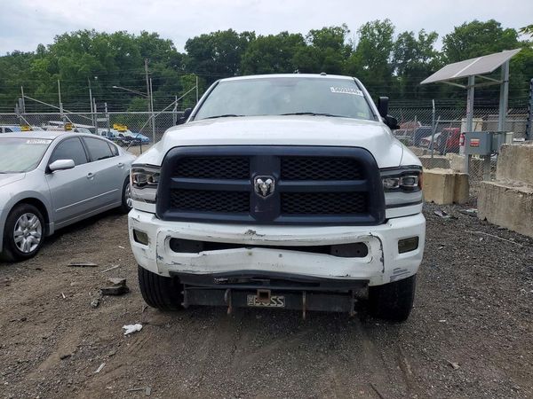 2016 RAM 2500 SLT