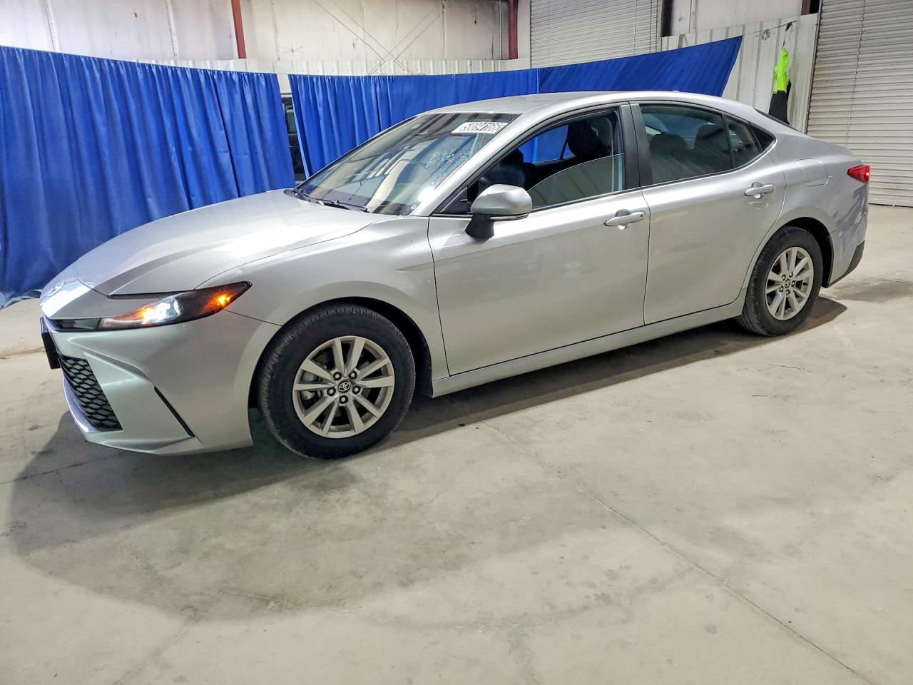 2025 TOYOTA CAMRY — Front 3/4