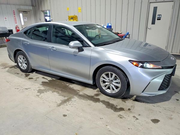 2025 TOYOTA CAMRY — Passenger 3/4