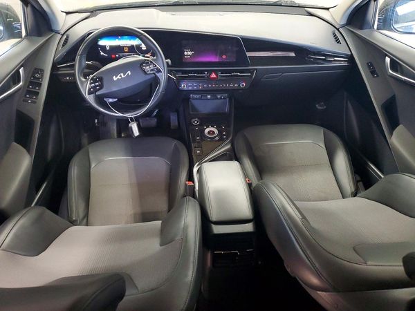 2023 KIA NIRO Wind