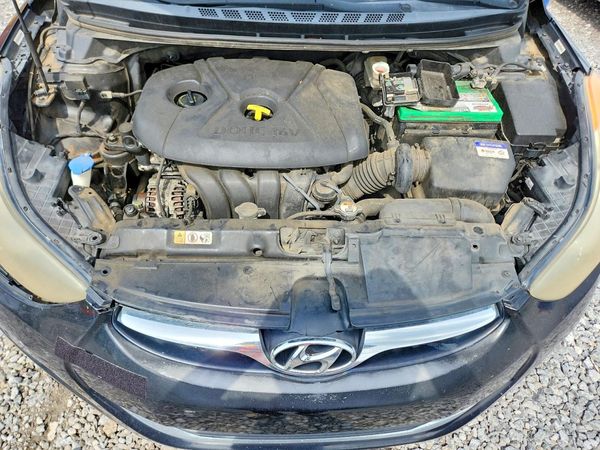 2013 HYUNDAI ELANTRA