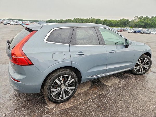 2022 VOLVO XC60 Inscription