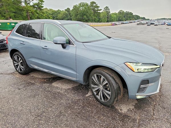 2022 VOLVO XC60 Inscription
