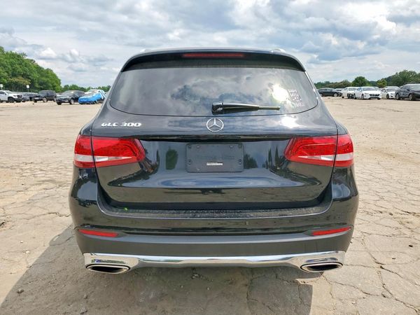2016 MERCEDES-BENZ GLC GLC300