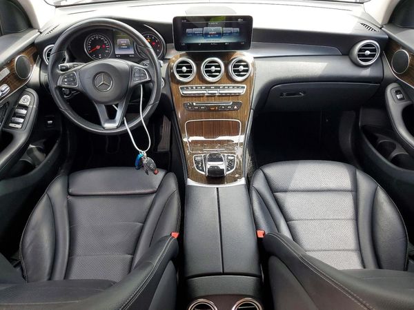 2016 MERCEDES-BENZ GLC GLC300