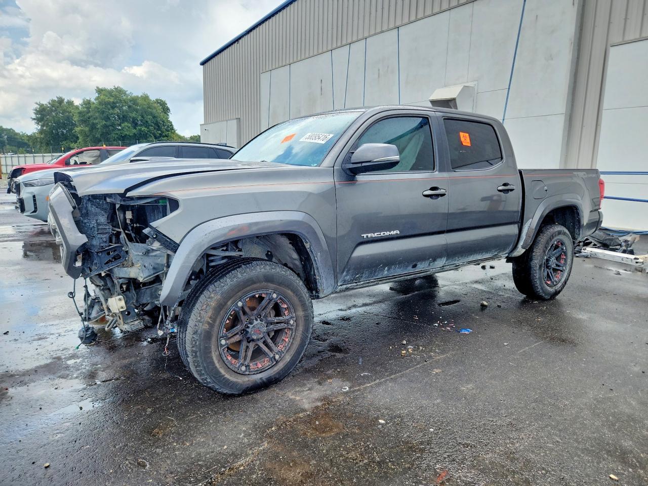2016 TOYOTA TACOMA