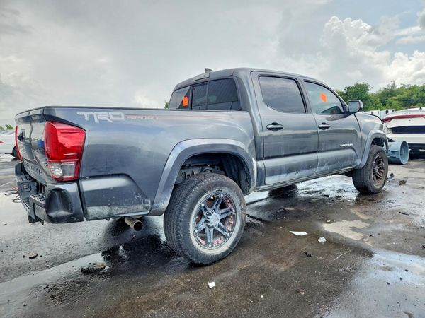 2016 TOYOTA TACOMA