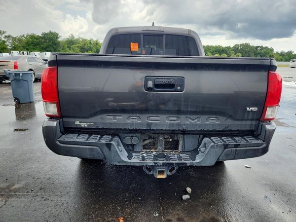 2016 TOYOTA TACOMA