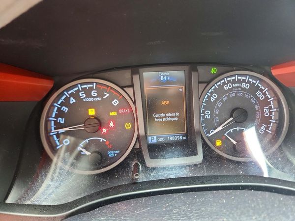 2016 TOYOTA TACOMA