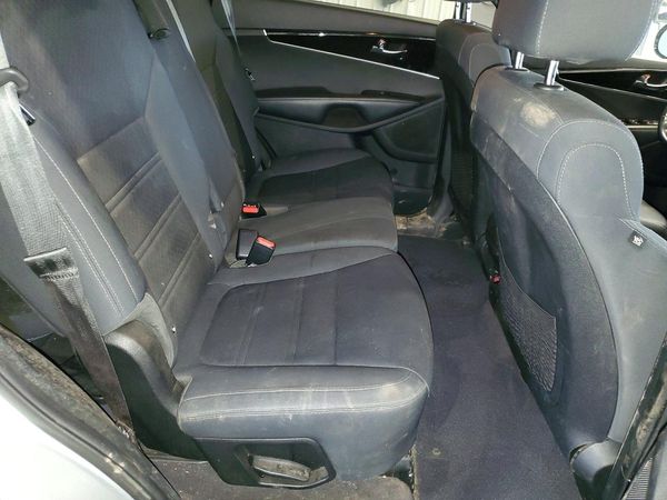 2019 KIA SORENTO L, LX, S