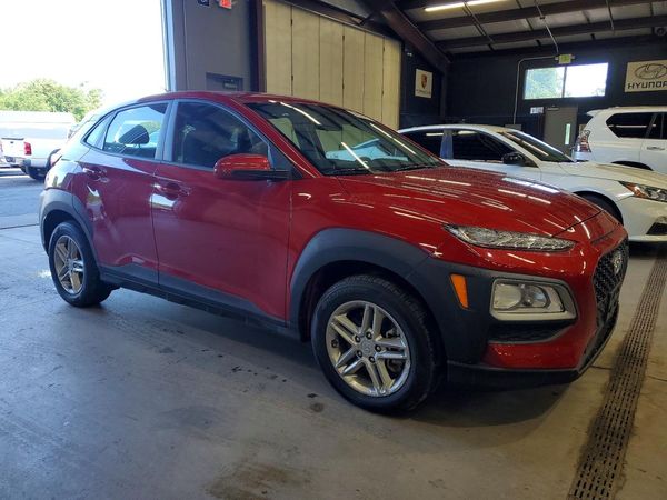 2021 HYUNDAI KONA SE