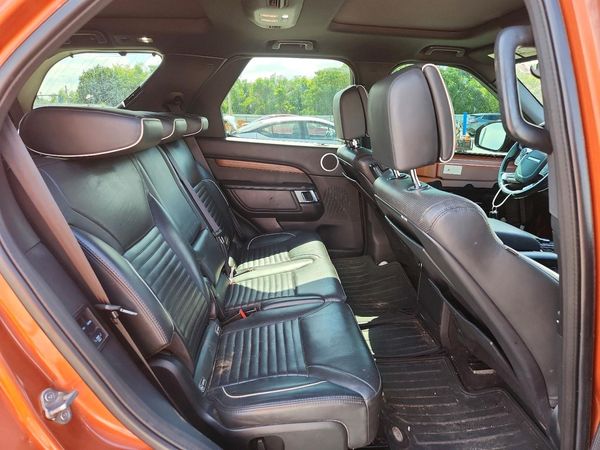 2018 LAND ROVER DISCOVERY