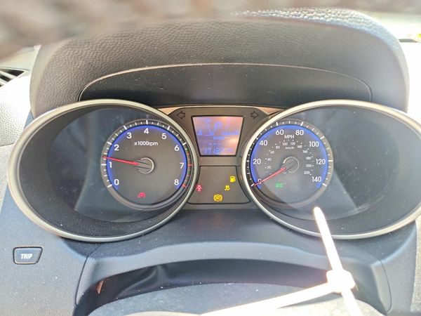 2012 HYUNDAI TUCSON GLS