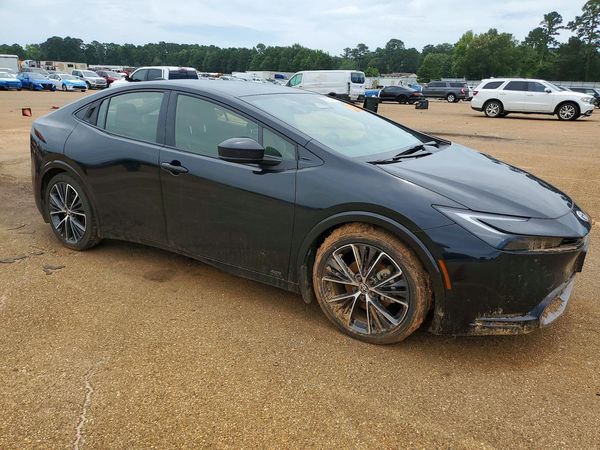 2024 TOYOTA PRIUS — Passenger 3/4