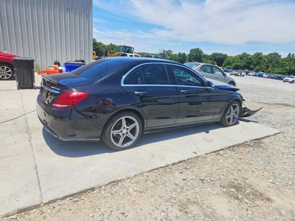 2015 MERCEDES-BENZ C Base