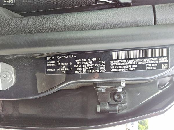 2023 JEEP RENEGADE Latitude, Upland
