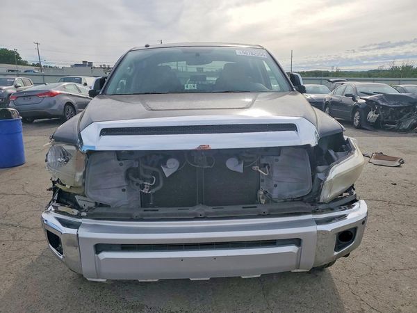 2015 TOYOTA TUNDRA Platinum Grade