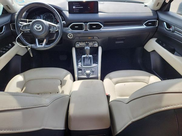 2022 MAZDA CX-5 Premium Package