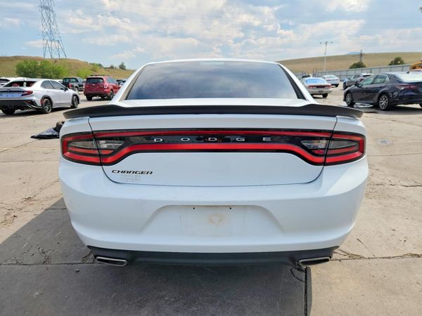 2016 DODGE CHARGER SE