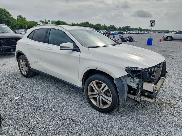 2019 MERCEDES-BENZ GLA GLA250