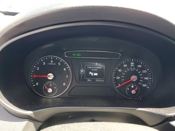 2017 KIA SORENTO L, LX