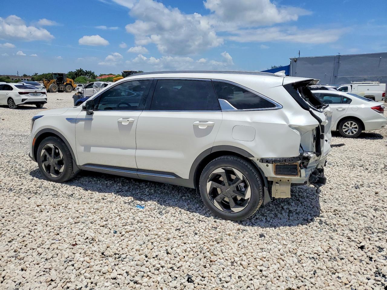2026 KIA SORENTO EX