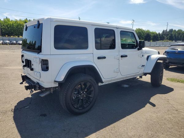 2025 JEEP WRANGLER Sahara 4XE