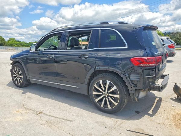 2021 MERCEDES-BENZ GLB GLB250-4M