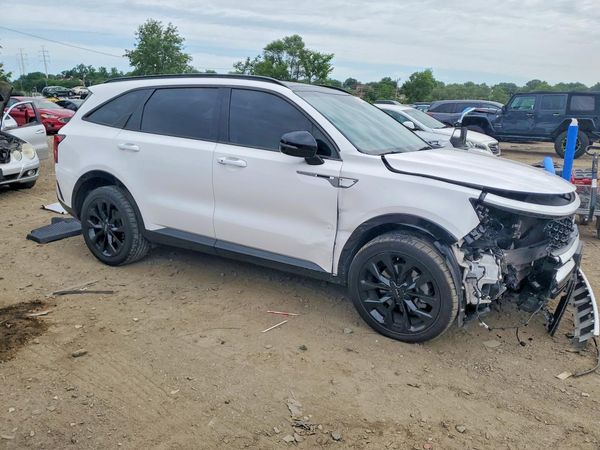 2023 KIA SORENTO