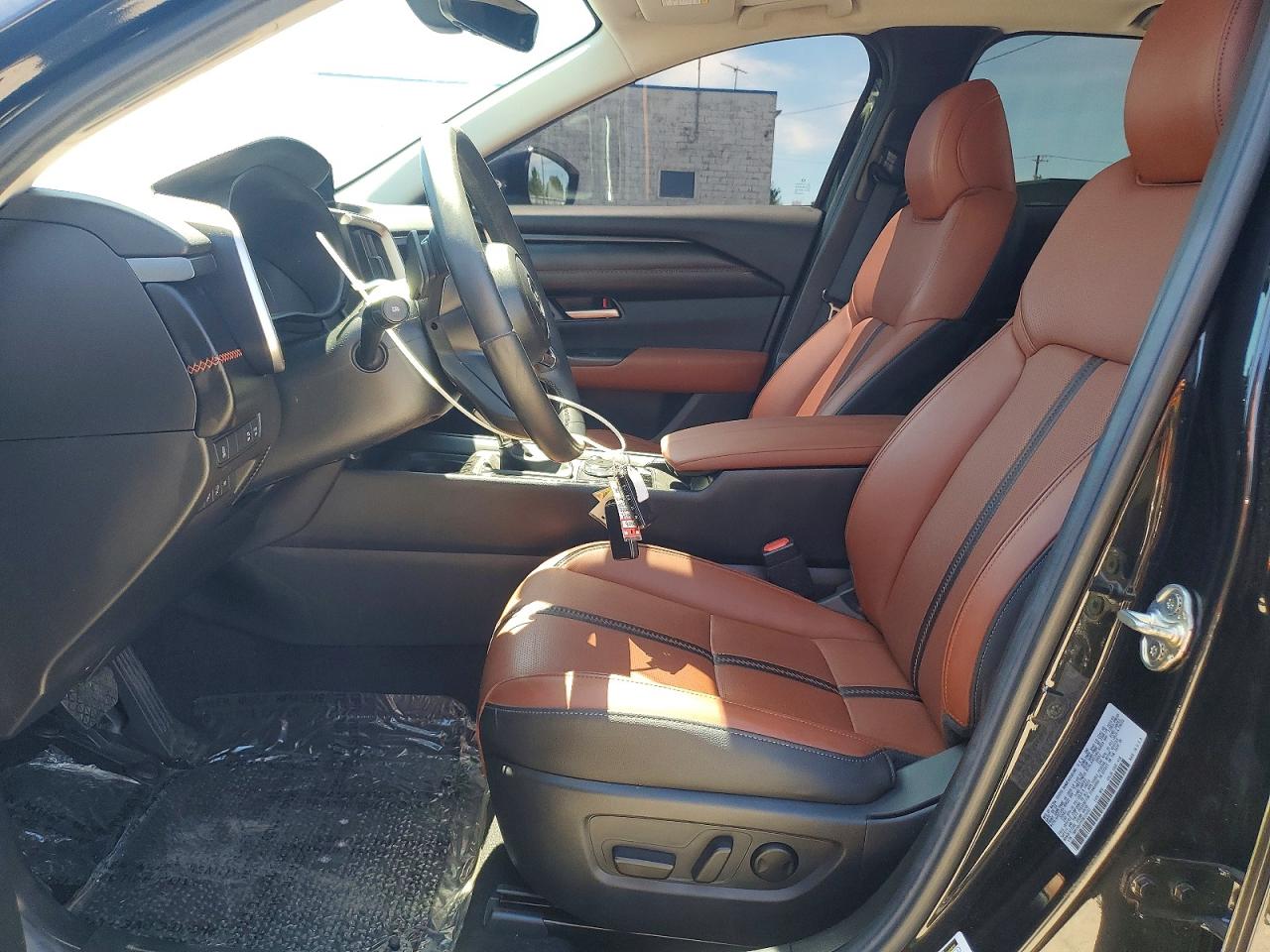 2024 MAZDA CX-50 Premium Package