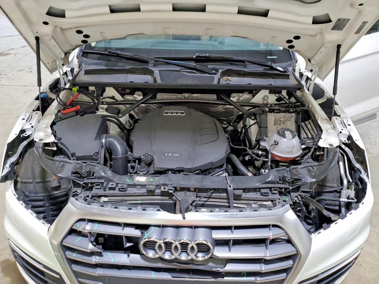 2018 AUDI Q5 quattro Premium Plus
