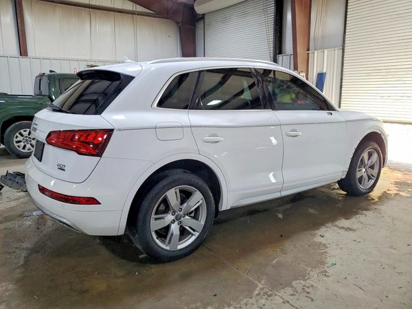 2018 AUDI Q5 quattro Premium Plus