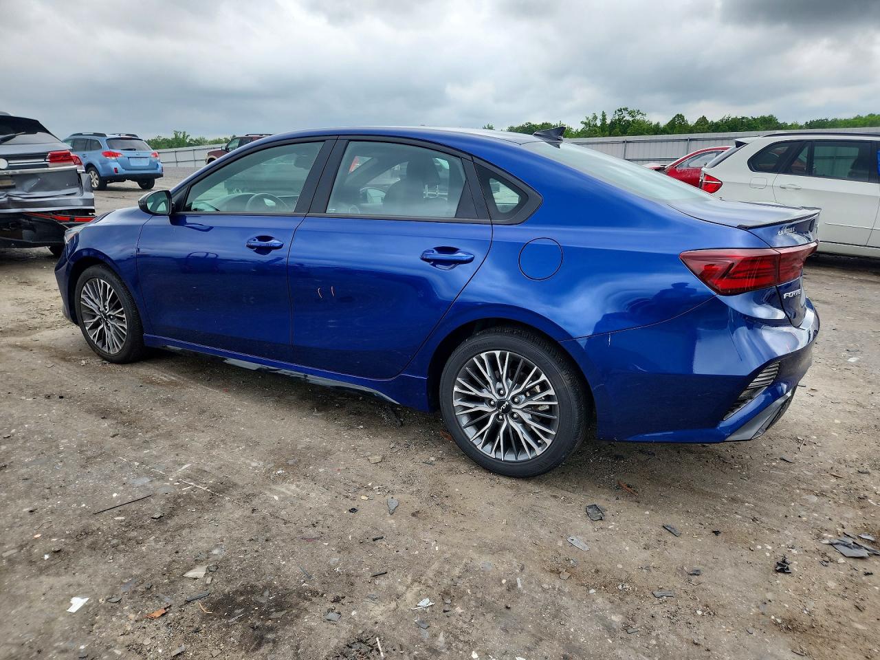 2024 KIA FORTE GT Line