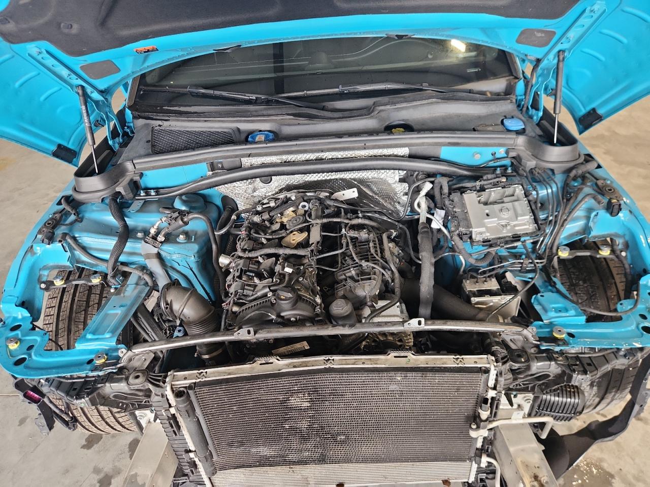 2022 PORSCHE MACAN