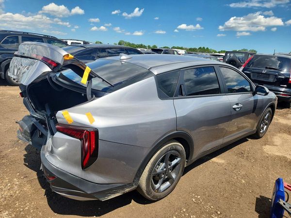 2026 KIA K4 LX, LXS