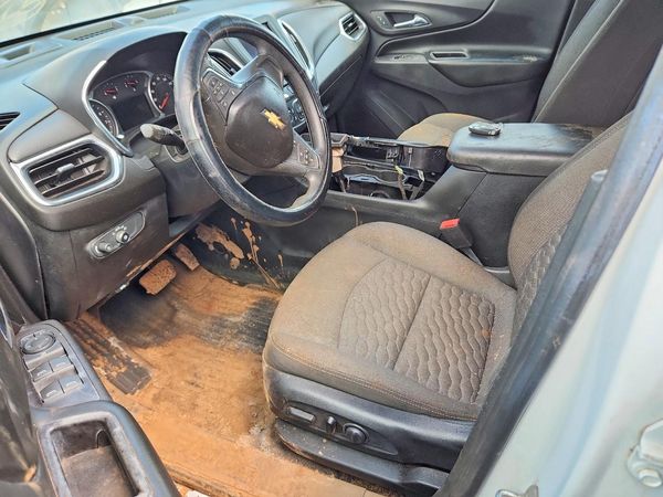 2020 CHEVROLET EQUINOX LT (2FL) — DENT