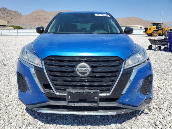 2021 NISSAN KICKS S