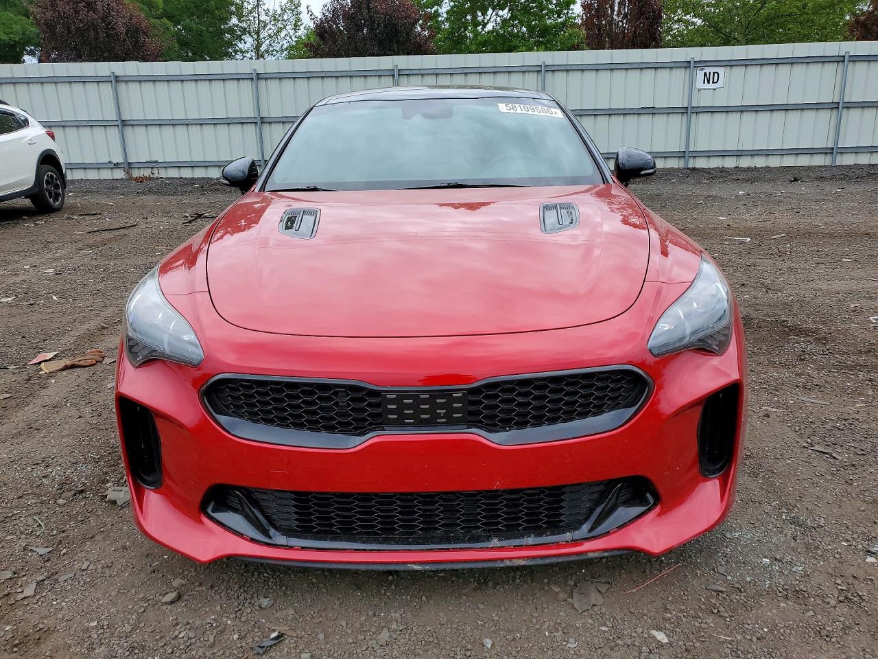2018 KIA STINGER GT2