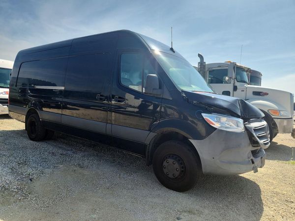 2020 MERCEDES-BENZ SPRINTER 907 (VS30)