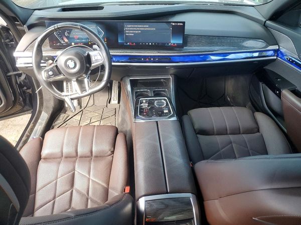 2024 BMW 740 xDrive