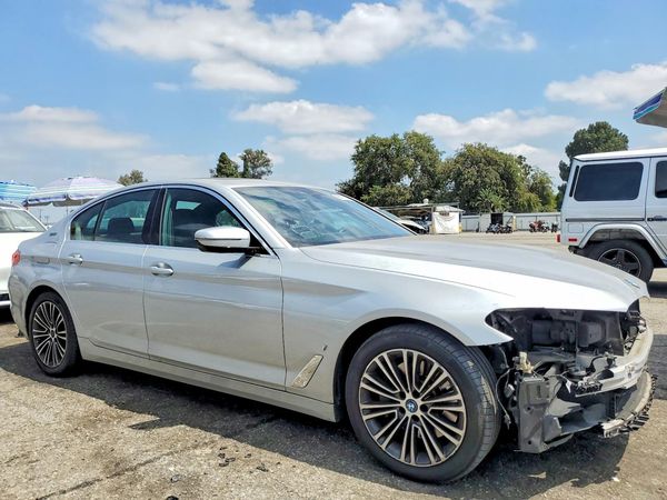 2019 BMW 530XE xDrive