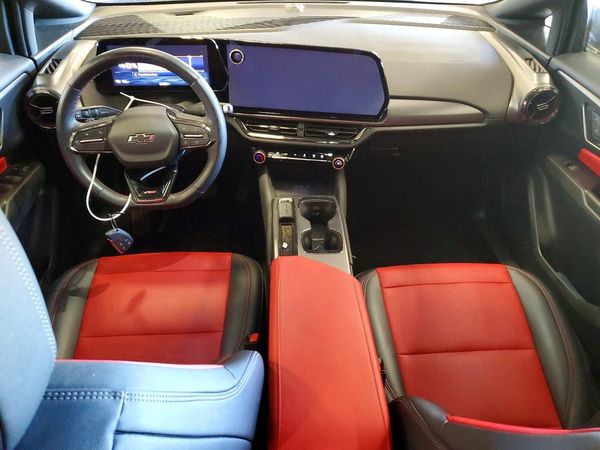 2025 CHEVROLET EQUINOX