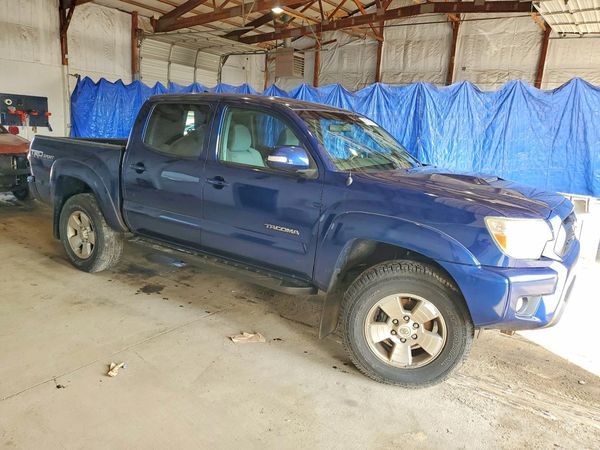 2015 TOYOTA TACOMA Delux Grade
