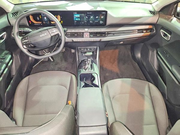 2026 KIA K4 LX, LXS